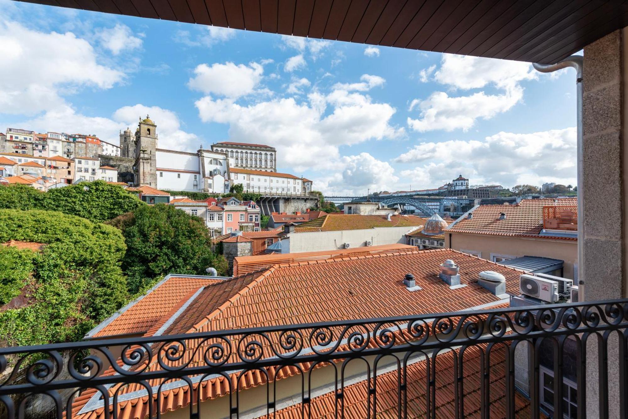 Mouzinho 32 Oporto